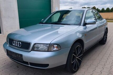 Audi A4 106.000 km 3.290 &euro; Neuss 41468