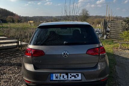 VW Golf 121.700 km 8.000 &euro; Wuppertal 42281