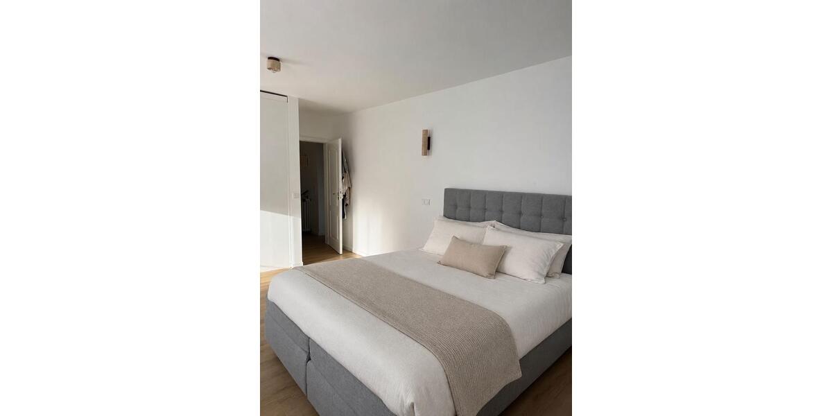 Doppelhaushälfte Meerbusch - 5 Zimmer, 150 m&sup2;, 990.000&euro; | Angebot:26795317