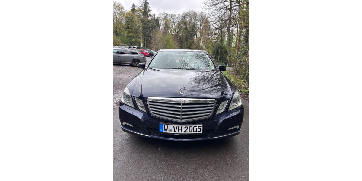 Mercedes-Benz E 220 288.226 km 7.300 &euro; Wuppertal 42289