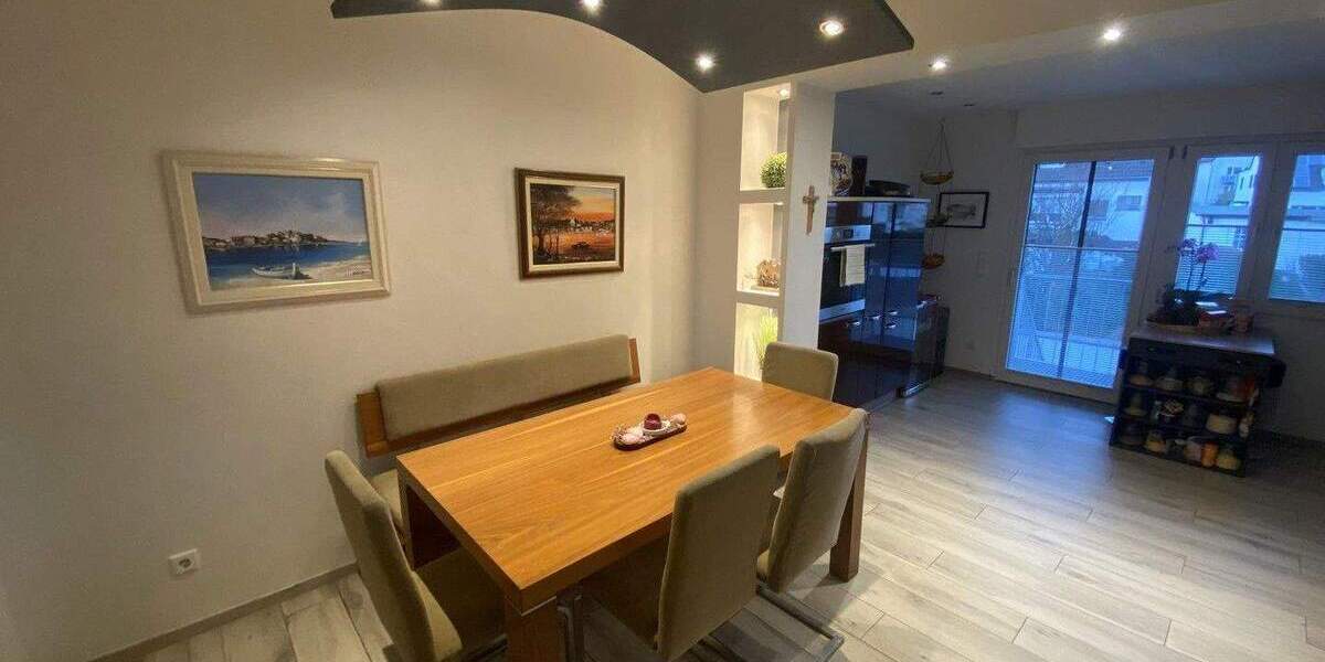 Doppelhaushälfte Duisburg Huckingen - 7 Zimmer, 120 m&sup2;, 599.000&euro; | Angebot:25755924