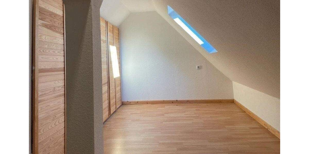 Etagenwohnung Düsseldorf Gerresheim - 4 Zimmer, 65 m&sup2;, 299.000&euro; | Angebot:25686527