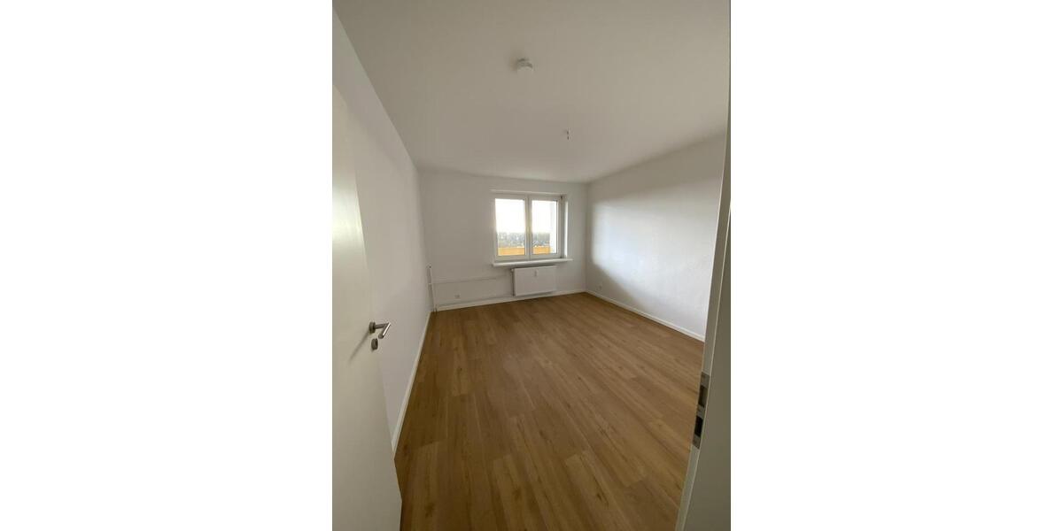 Etagenwohnung Remscheid Lüttringhausen - 3 Zimmer, 77 m&sup2;, 469&euro; | Angebot:25963909