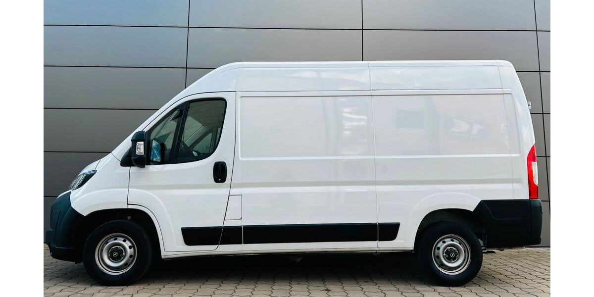 Opel Movano 30.000 km 24.990 &euro; Bottrop 46242