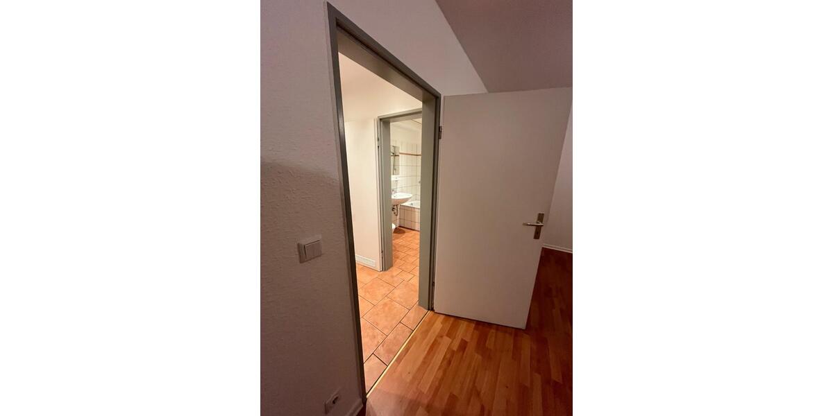 Hochparterre Düsseldorf Stadtbezirk 8 - 1 Zimmer, 42 m&sup2;, 155.000&euro; | Angebot:27531400