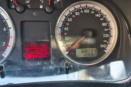 VW Bora 68.000 km 2.600 &euro; Neuss 41464