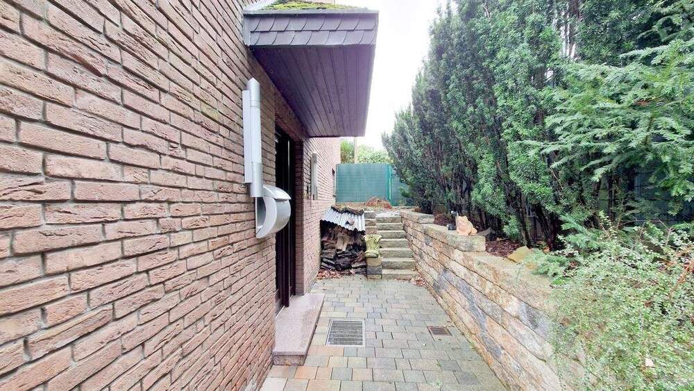 Einfamilienhaus Mülheim Holthausen - 5 Zimmer, 216 m&sup2;, 599.000&euro; | Angebot:25779202