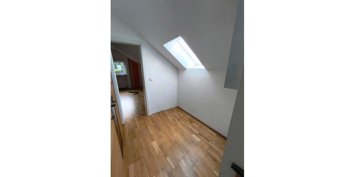 Einfamilienhaus Burscheid - 6.5 Zimmer, 140 m&sup2;, 584.000&euro; | Angebot:27540174