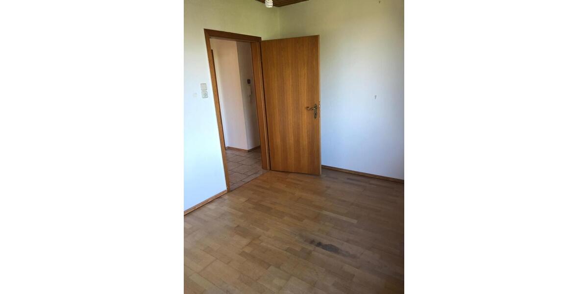 Etagenwohnung Remscheid - 3 Zimmer, 71 m&sup2;, 179.000&euro; | Angebot:26080133