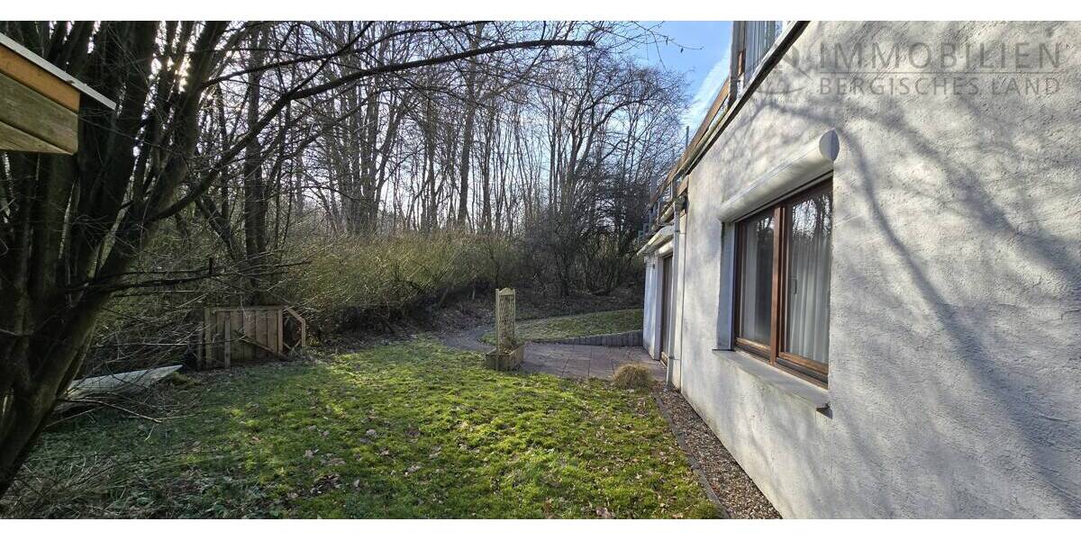 Einfamilienhaus Hückeswagen Innenstadt - 5 Zimmer, 180 m&sup2;, 425.000&euro; | Angebot:26016130