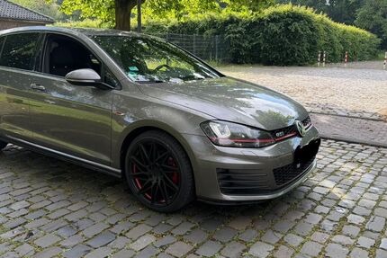 VW Golf 253.800 km 9.900 &euro; Gelsenkirchen 45884