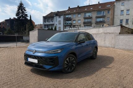 VW T-Roc 8.140 km 40.100 &euro; Duisburg 47137