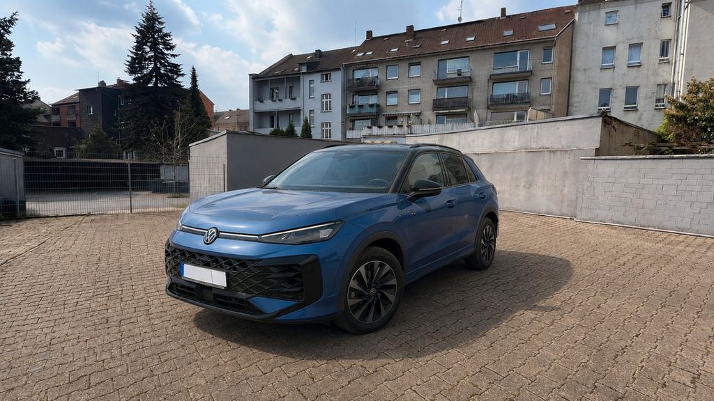 VW T-Roc 8.140 km 40.100 &euro; Duisburg 47137