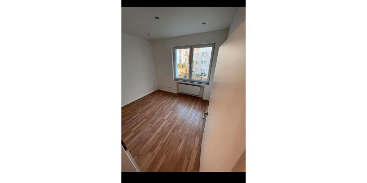 Etagenwohnung Remscheid Lüttringhausen - 4 Zimmer, 124 m&sup2;, 320.000&euro; | Angebot:27499378