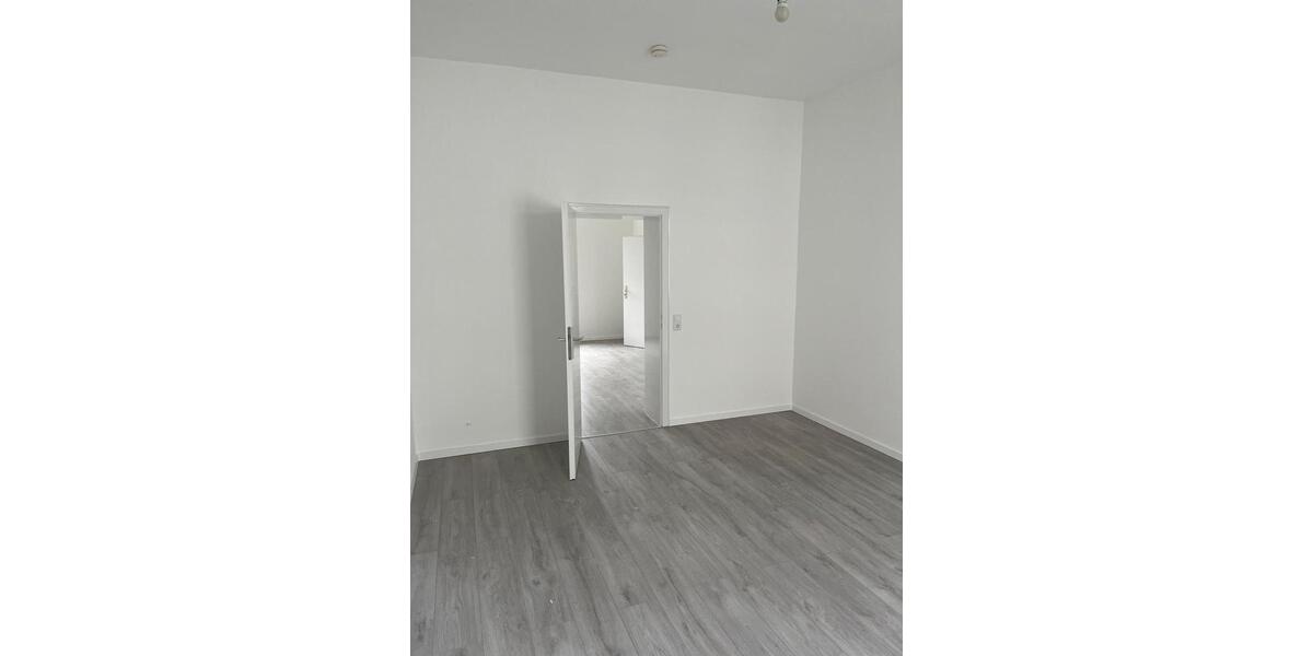 Etagenwohnung Wuppertal Gemarkung Langerfeld - 2 Zimmer, 60 m&sup2;, 420&euro; | Angebot:25924125