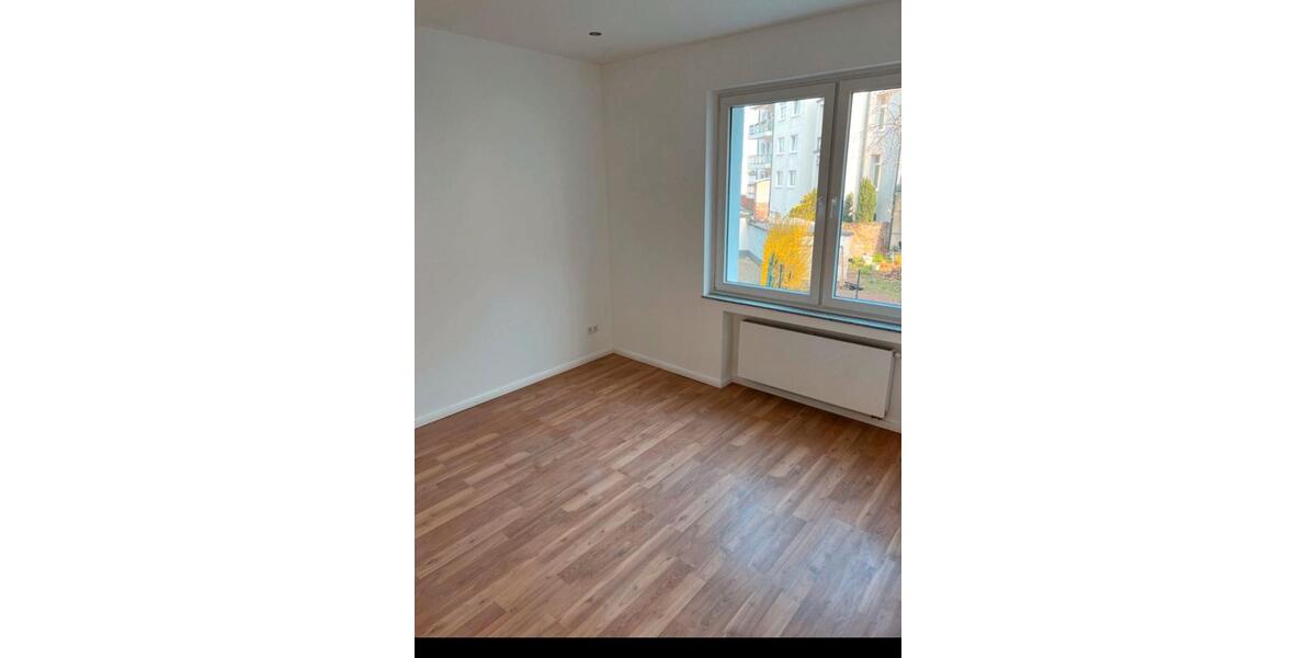 Etagenwohnung Remscheid Lüttringhausen - 4 Zimmer, 124 m&sup2;, 320.000&euro; | Angebot:27499378