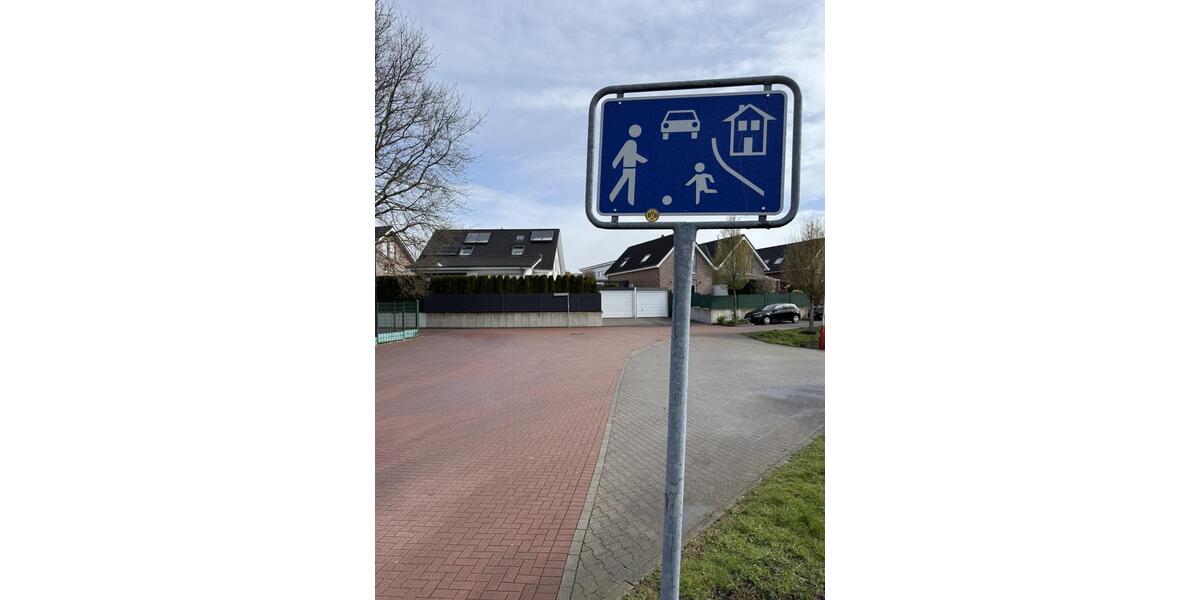 Erdgeschoßwohnung Wülfrath - 3 Zimmer, 96 m&sup2;, 1.180&euro; | Angebot:25918616