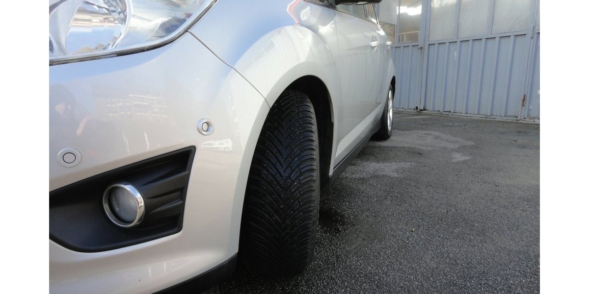 Ford C-Max Champion Editi. Z.Riemen+Ölpumpe+Turbo Neu 131.000 km 5.790 &euro; Neuss 41462