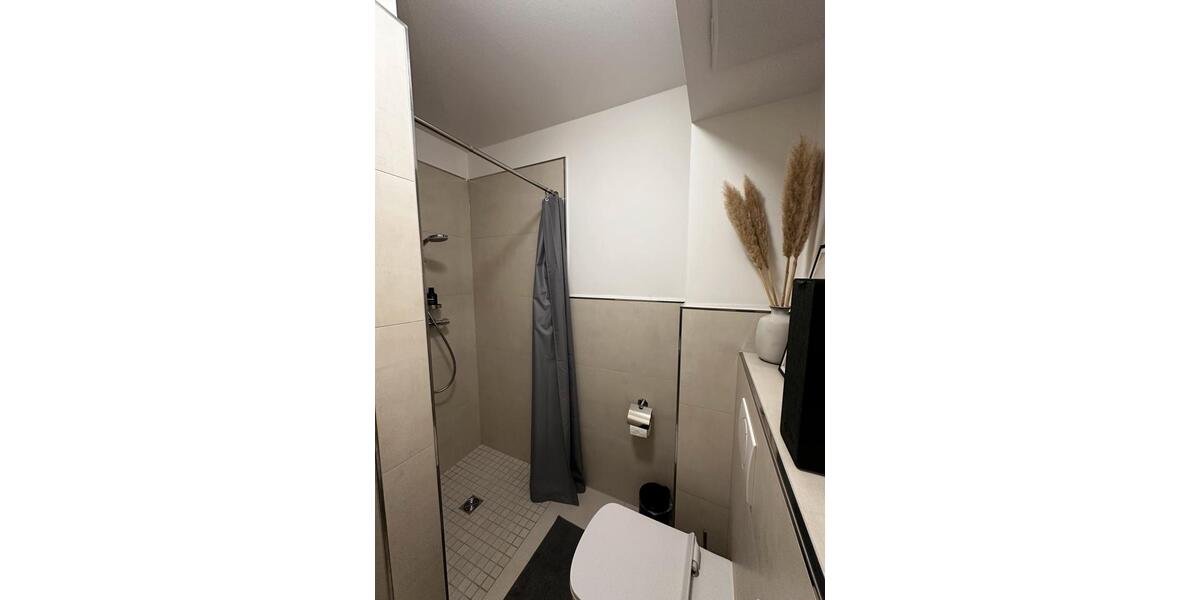 Etagenwohnung Düsseldorf Stadtbezirk 3 - 3 Zimmer, 86 m&sup2;, 1.900&euro; | Angebot:25292818