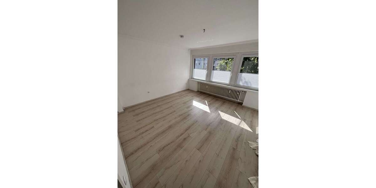 Etagenwohnung Duisburg Untermeiderich - 3 Zimmer, 71 m&sup2;, 450&euro; | Angebot:27227888