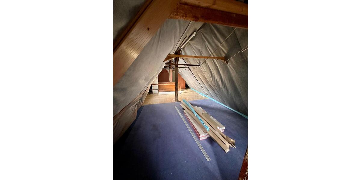 Dachgeschoßwohnung Solingen Ohligs - 3 Zimmer, 60 m&sup2;, 650&euro; | Angebot:27583768