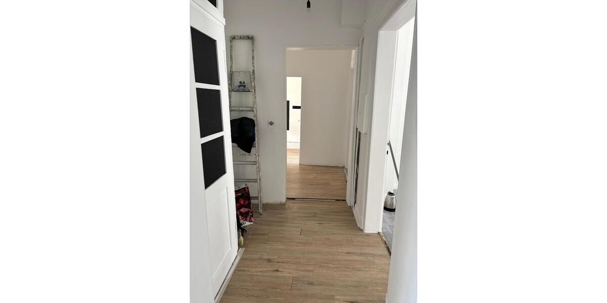 Etagenwohnung Wuppertal Brill - 3 Zimmer, 105 m&sup2;, 850&euro; | Angebot:25924139