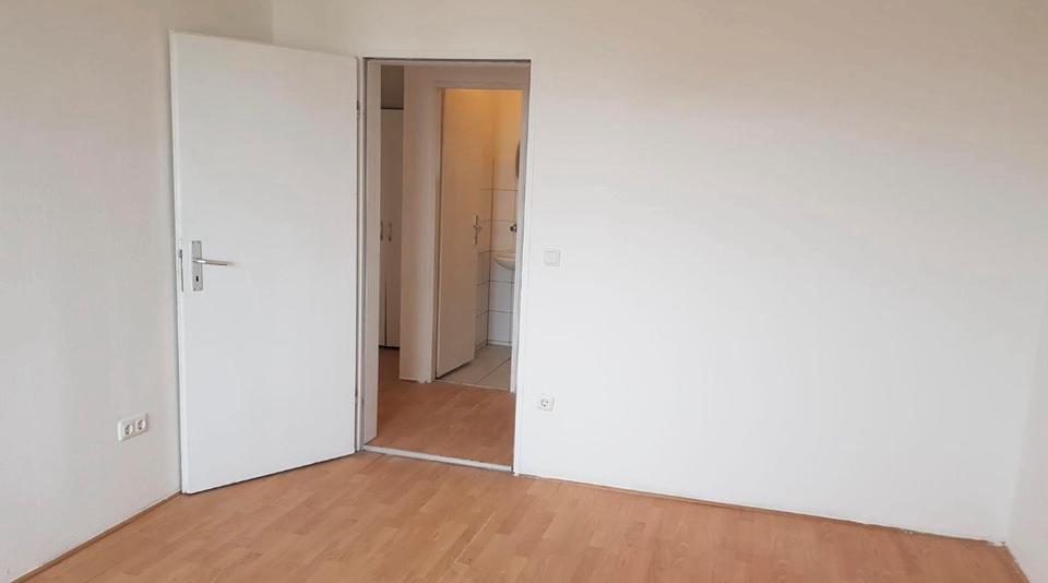 Etagenwohnung Duisburg Essenberg - 3 Zimmer, 84 m&sup2;, 850&euro; | Angebot:24984875