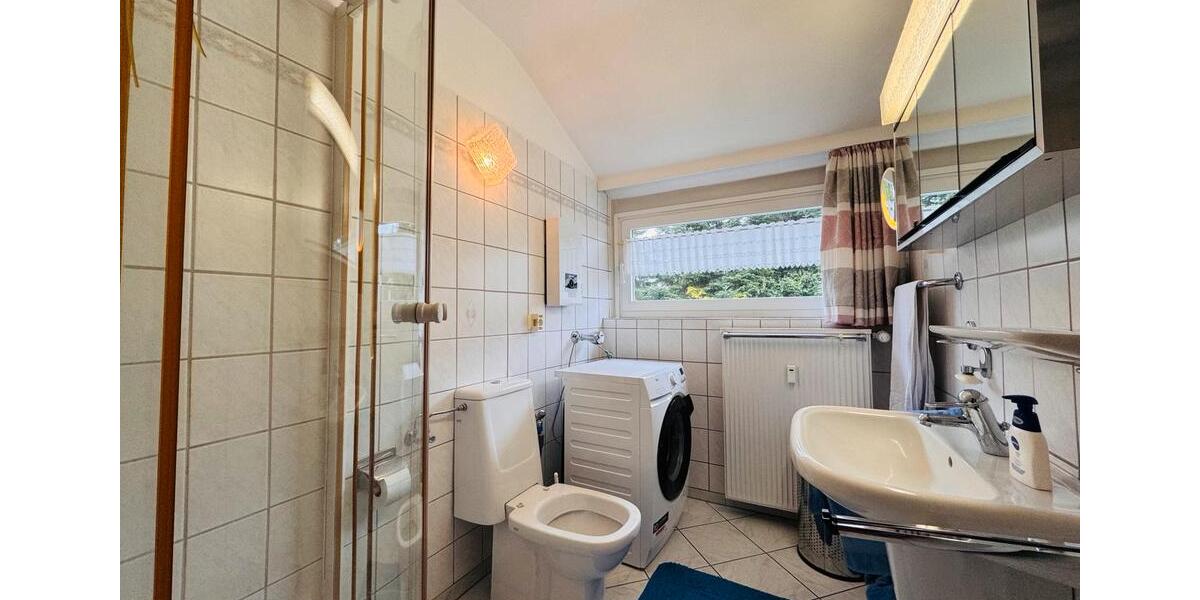 Etagenwohnung Solingen Mitte - 3 Zimmer, 83 m&sup2;, 247.000&euro; | Angebot:26063733