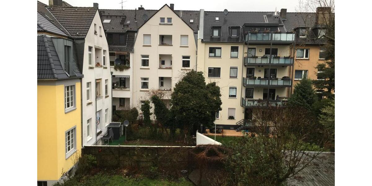 Dachgeschoßwohnung Essen Huttrop - 2 Zimmer, 59 m&sup2;, 495&euro; | Angebot:27535180