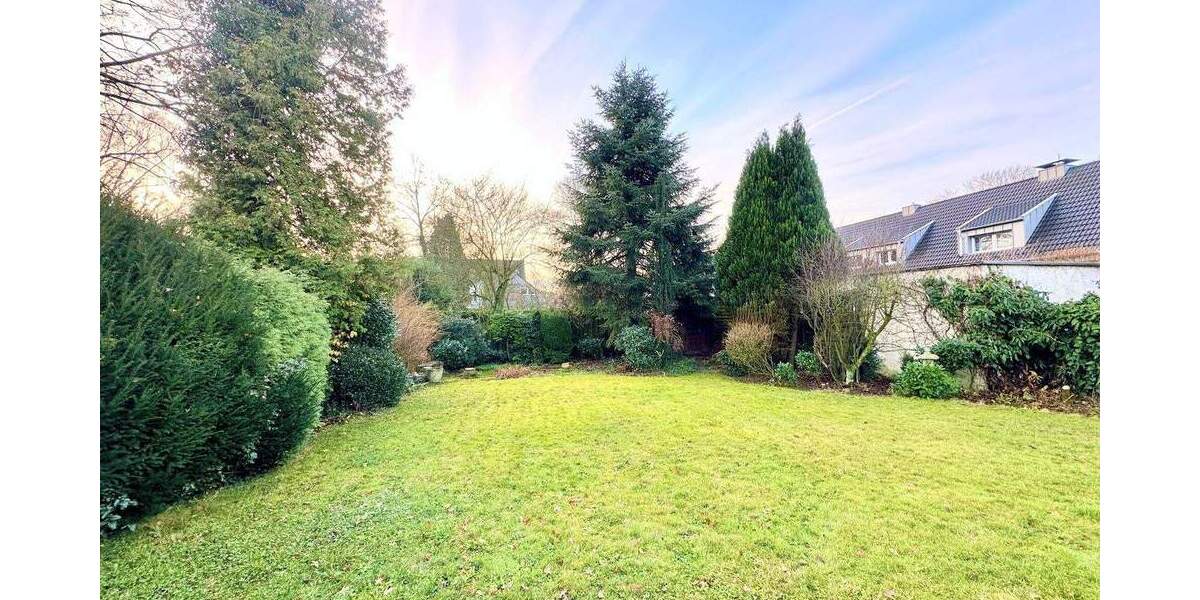 Einfamilienhaus Hilden Kalstert - 8 Zimmer, 172 m&sup2;, 849.000&euro; | Angebot:25689200