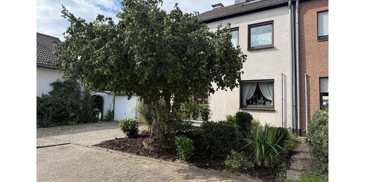 Doppelhaushälfte Duisburg Rheinhausen - 299.000&euro; | Angebot:27197312