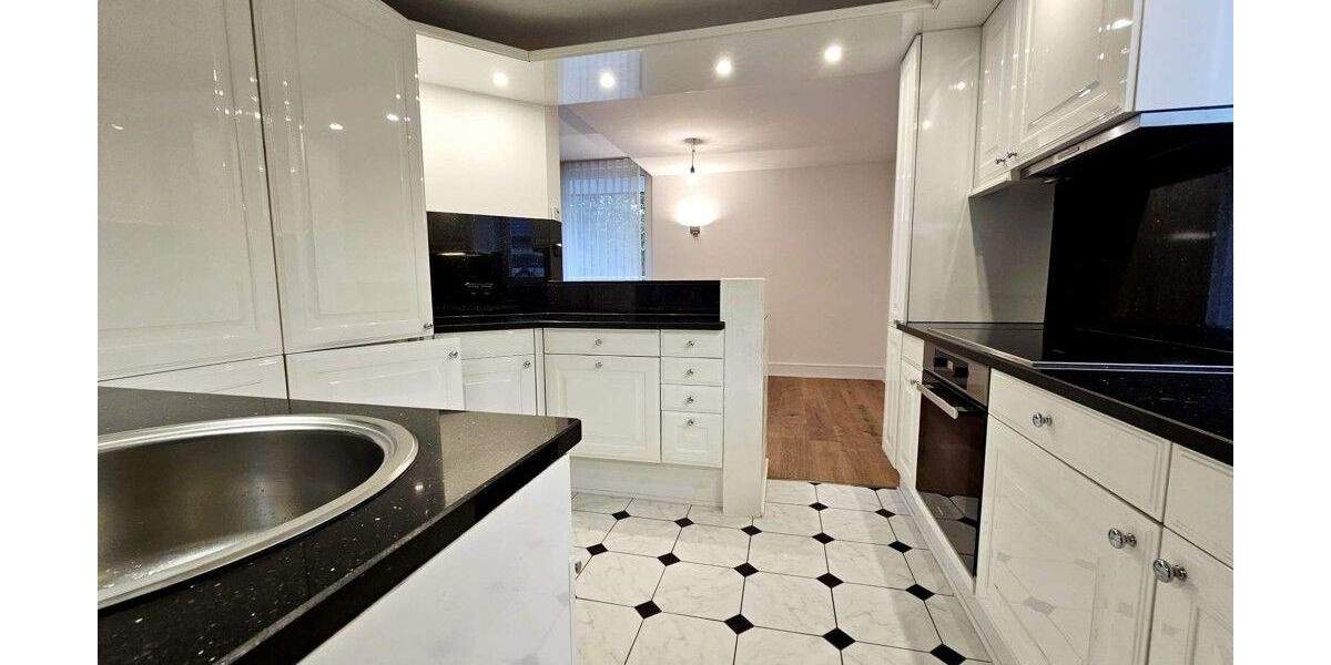 Etagenwohnung Solingen Ohligs-Aufderhöhe - 3 Zimmer, 117 m&sup2;, 1.400&euro; | Angebot:25702959