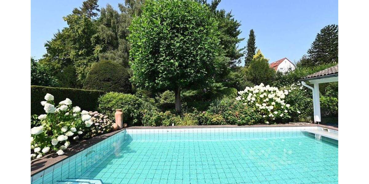 Einfamilienhaus Essen Werden - 6 Zimmer, 242 m&sup2;, 1.350.000&euro; | Angebot:25663253