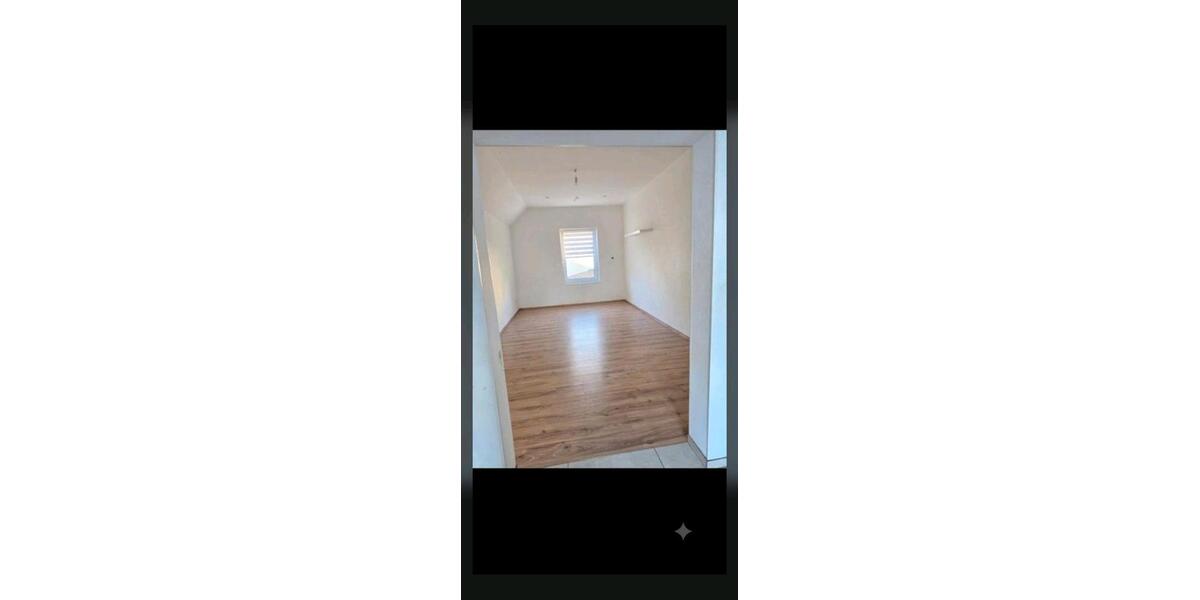 Etagenwohnung Bochum Günnigfeld - 3.5 Zimmer, 74 m&sup2;, 1.000&euro; | Angebot:27540808