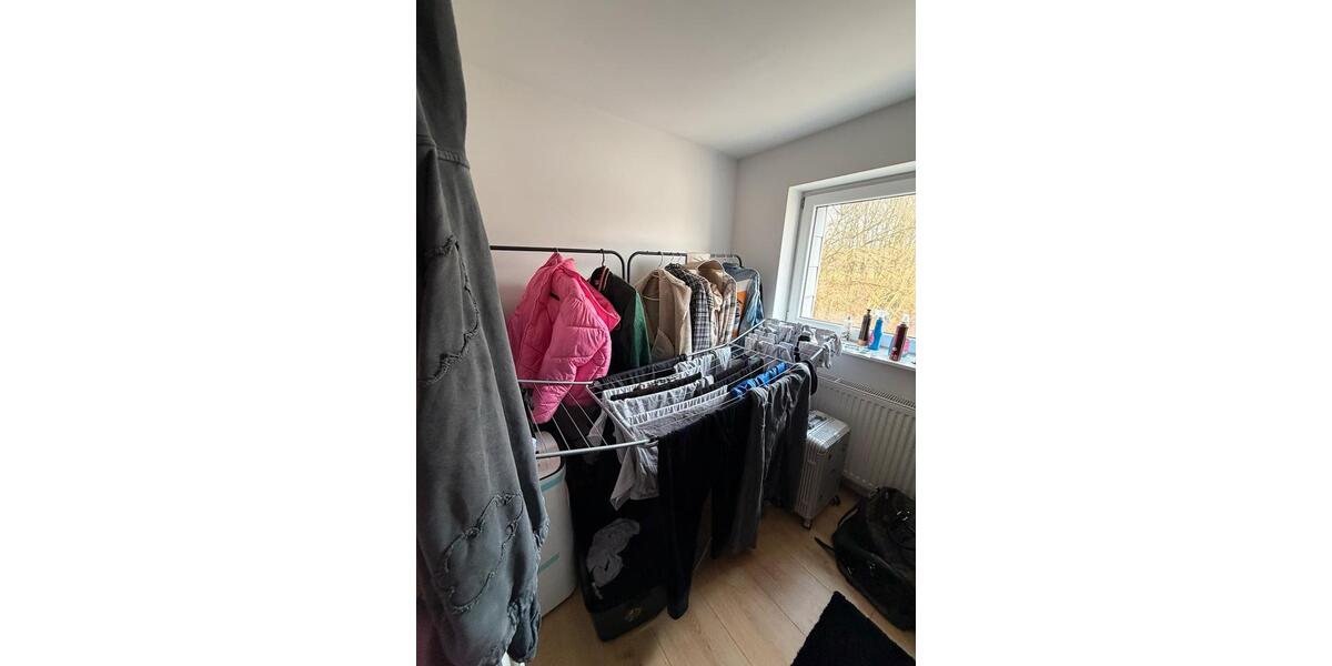 Dachgeschoßwohnung Gelsenkirchen Rotthausen - 3.5 Zimmer, 78 m&sup2;, 810&euro; | Angebot:25046374