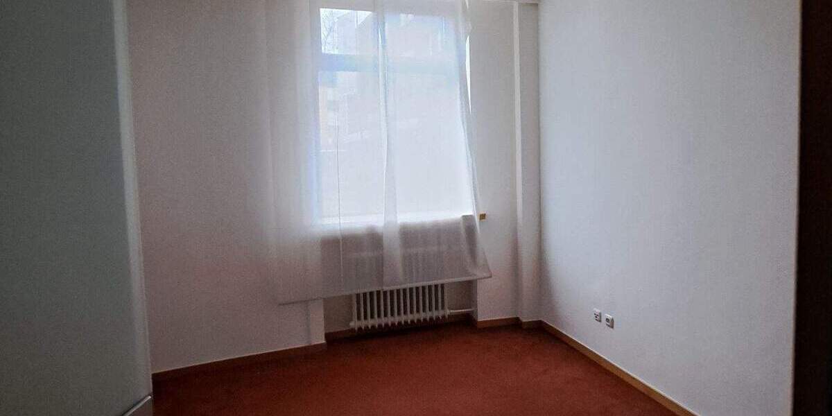 Gewerbeobjekt Duisburg Untermeiderich - 6 Zimmer, 3.200&euro; | Angebot:25683354
