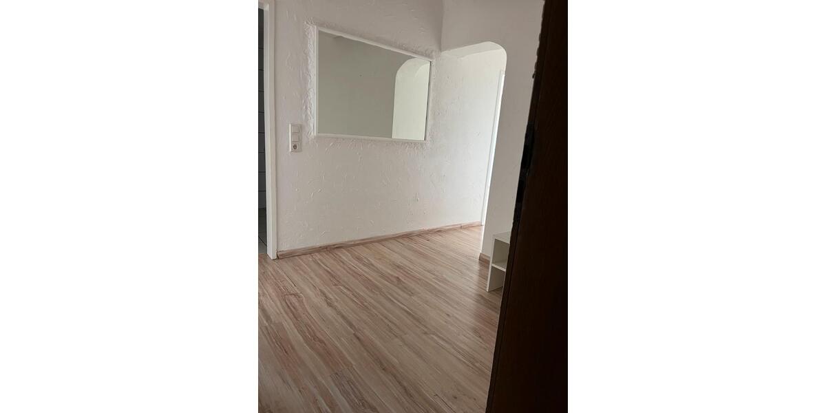 Etagenwohnung Duisburg Rheinhausen - 2 Zimmer, 49 m&sup2;, 89.000&euro; | Angebot:27196439