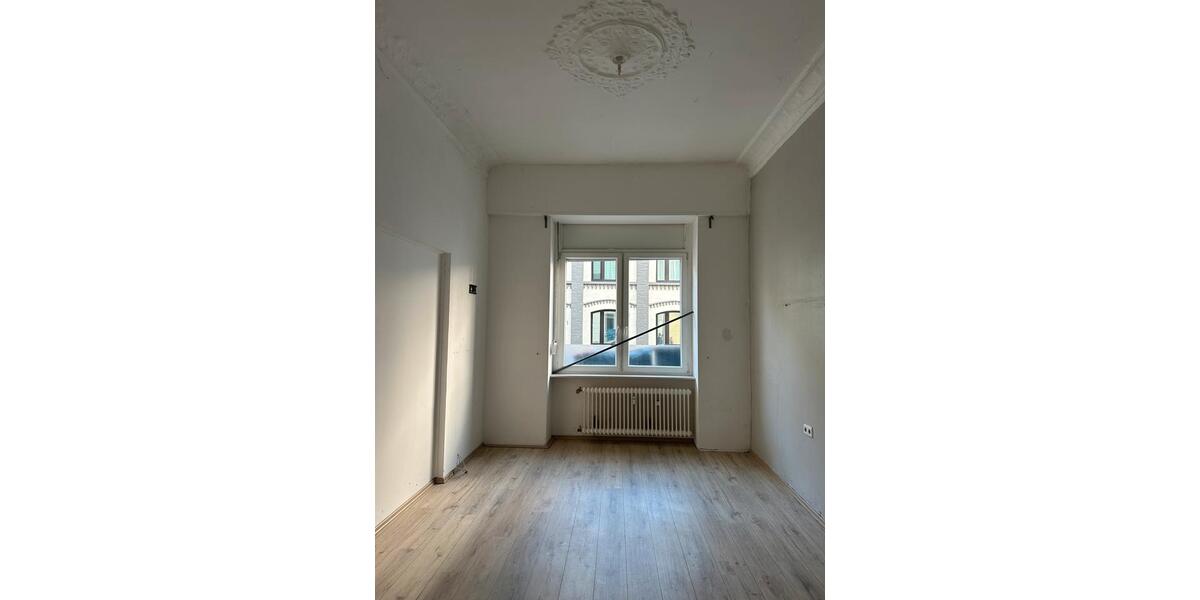 Erdgeschoßwohnung Wuppertal Unterbarmen - 4 Zimmer, 99 m&sup2;, 580&euro; | Angebot:25944891