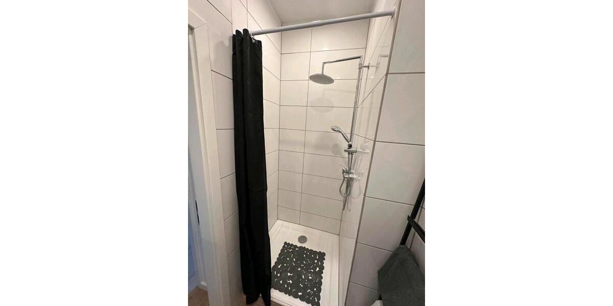 Etagenwohnung Düsseldorf Oberbilk - 2 Zimmer, 45 m&sup2;, 690&euro; | Angebot:26415706