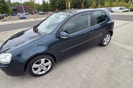 VW Golf 191.000 km 1.999 &euro; Gelsenkirchen 45884