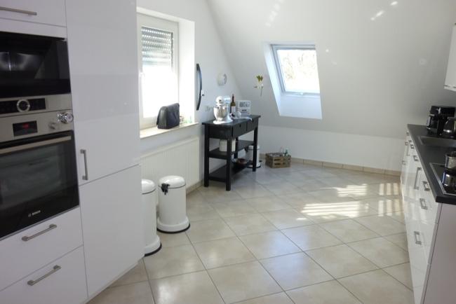 Dachgeschoßwohnung Ennepetal - 3 Zimmer, 120 m&sup2;, 860&euro; | Angebot:25381957