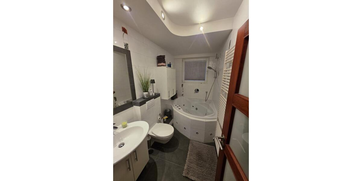 Terrassenwohnung Oberhausen Biefang - 3.5 Zimmer, 64 m&sup2;, 155.000&euro; | Angebot:25544559