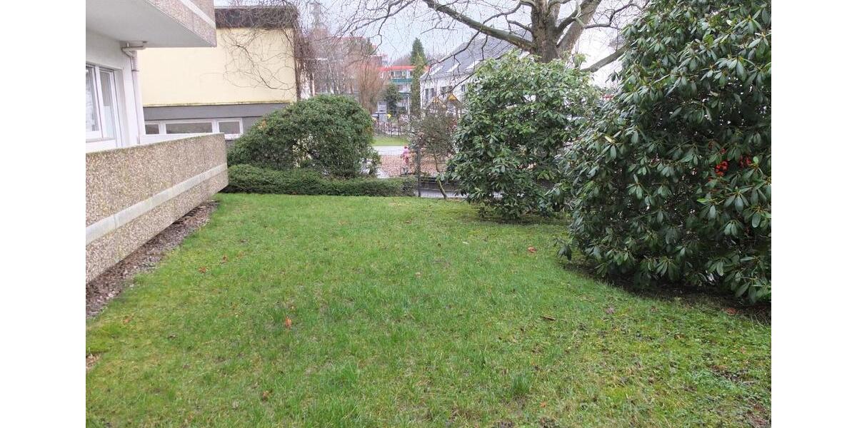 Dachgeschoßwohnung Solingen Central - 3 Zimmer, 70 m&sup2;, 630&euro; | Angebot:25539384