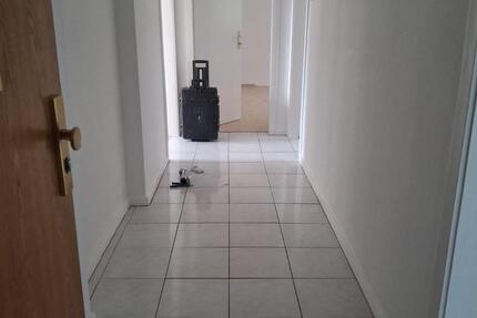 Wohnung Duisburg Duisburg-Mitte - 2 Zimmer, 49 m&sup2;, 500&euro; | Angebot:27586722