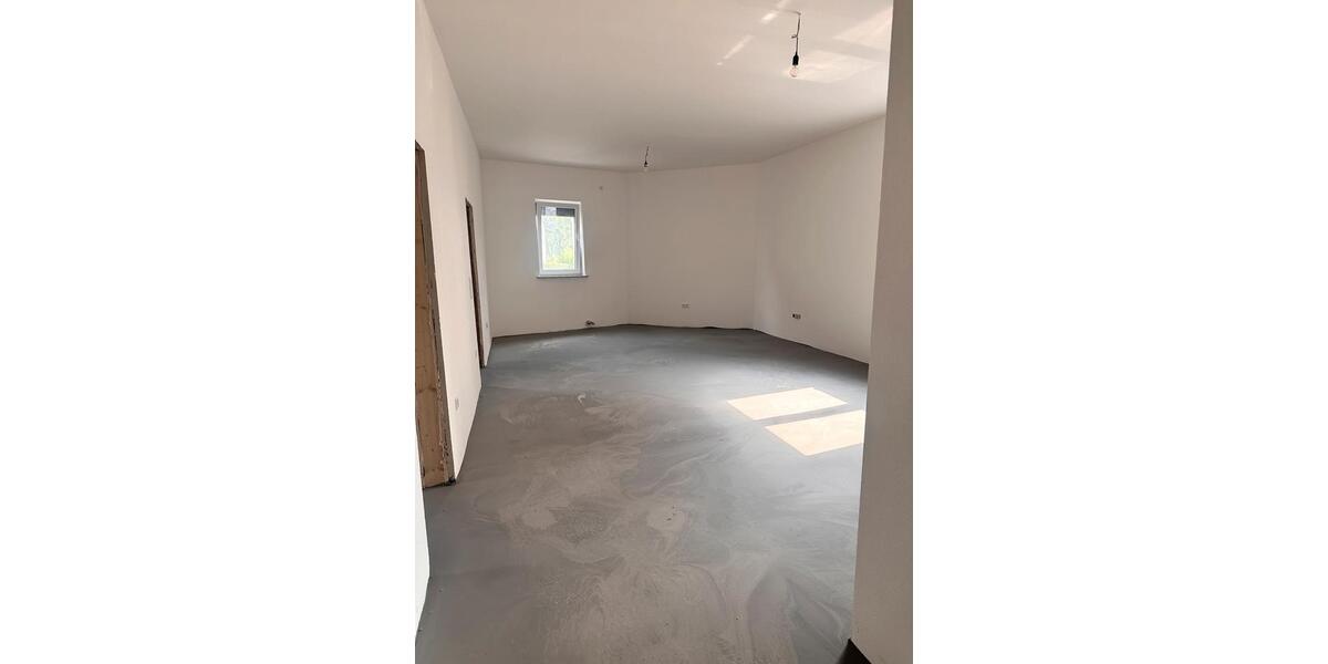 Erdgeschoßwohnung Solingen Wald - 3 Zimmer, 80 m&sup2;, 1.000&euro; | Angebot:27553046