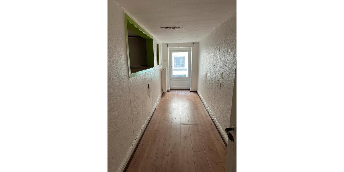 Erdgeschoßwohnung Wuppertal Unterbarmen - 4 Zimmer, 99 m&sup2;, 580&euro; | Angebot:25944891