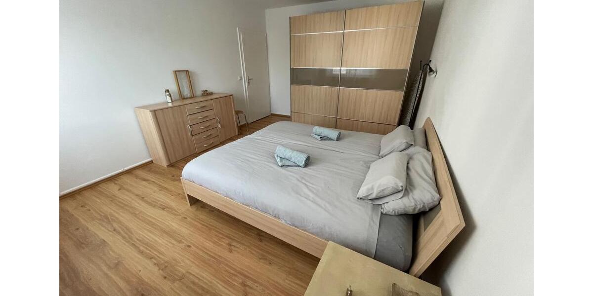 Etagenwohnung Essen Stadtbezirk VI - 2 Zimmer, 61 m&sup2;, 160.000&euro; | Angebot:26040925
