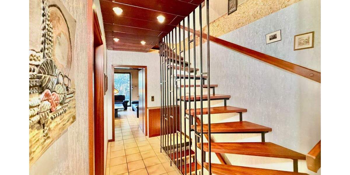 Mehrfamilienhaus, Wohnhaus Duisburg Hochemmerich - 4 Zimmer, 99 m&sup2;, 295.000&euro; | Angebot:25734976