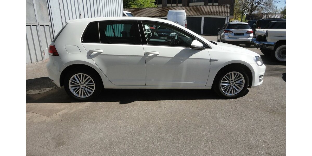 VW Golf Cup 1,4 BMT, DGS, Klimatr.SHZ.PDC V+H 147.000 km 10.950 &euro; Neuss 41462