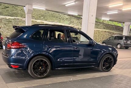 Porsche Cayenne 149.000 km 29.600 &euro; Wuppertal 42329